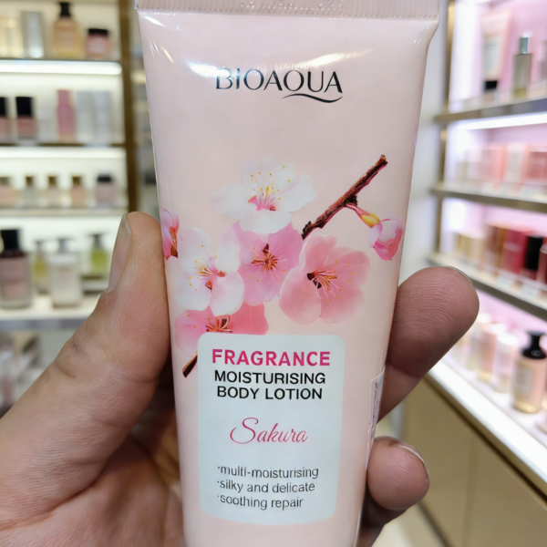 Loción Corporal Hidratante con Fragancia de Sakura BIOAQUA